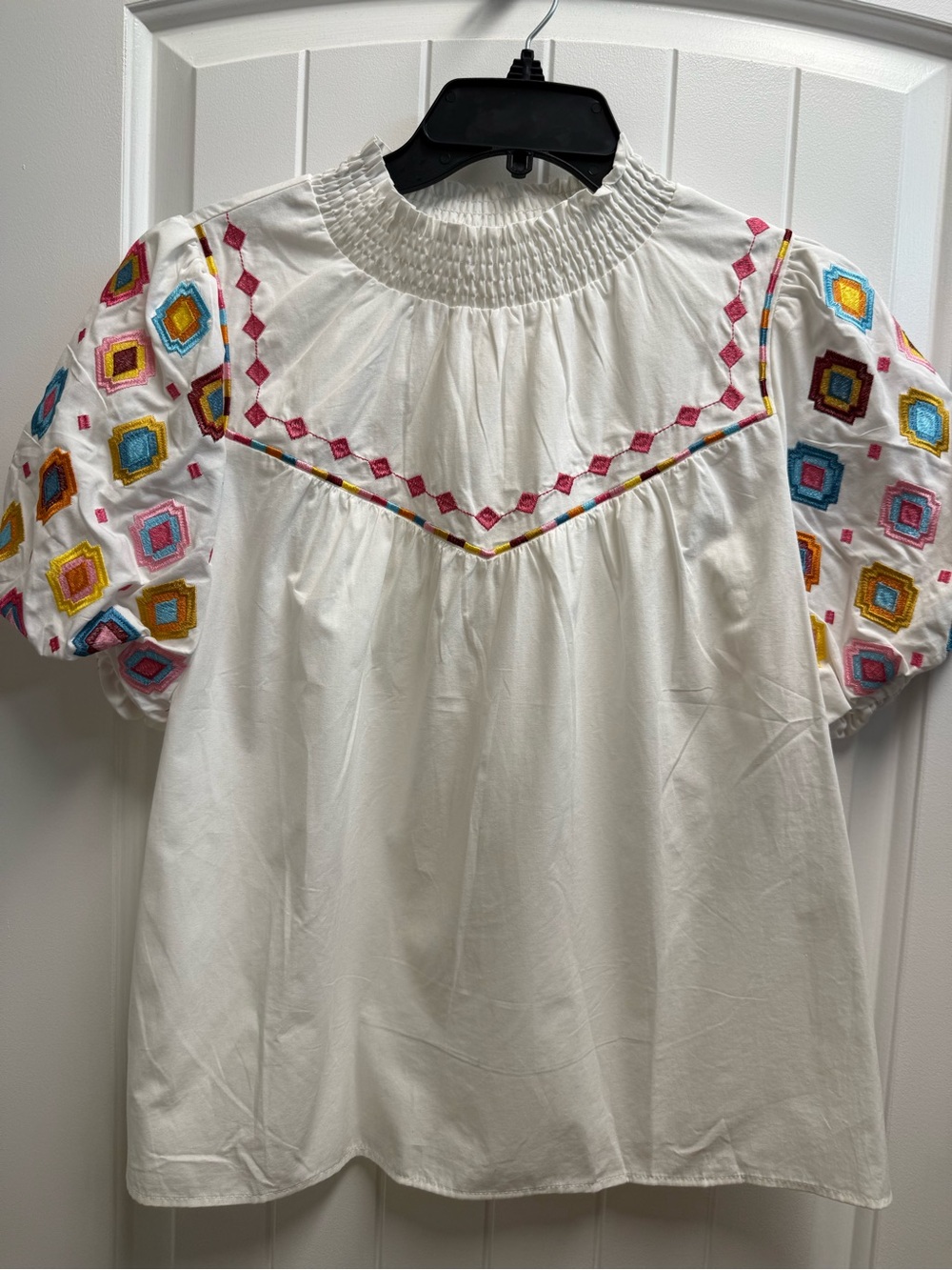 Boho Aztec Southwest Embroidered Women's Top Multicolor Small NWOT Flowy Fit
